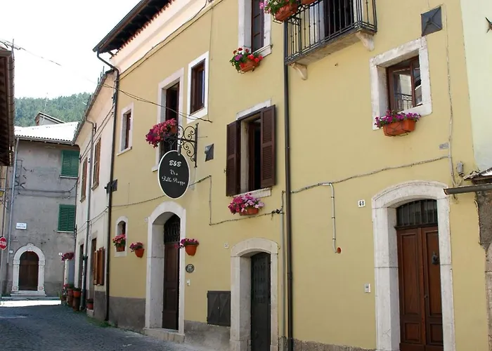 Via Della Piazza